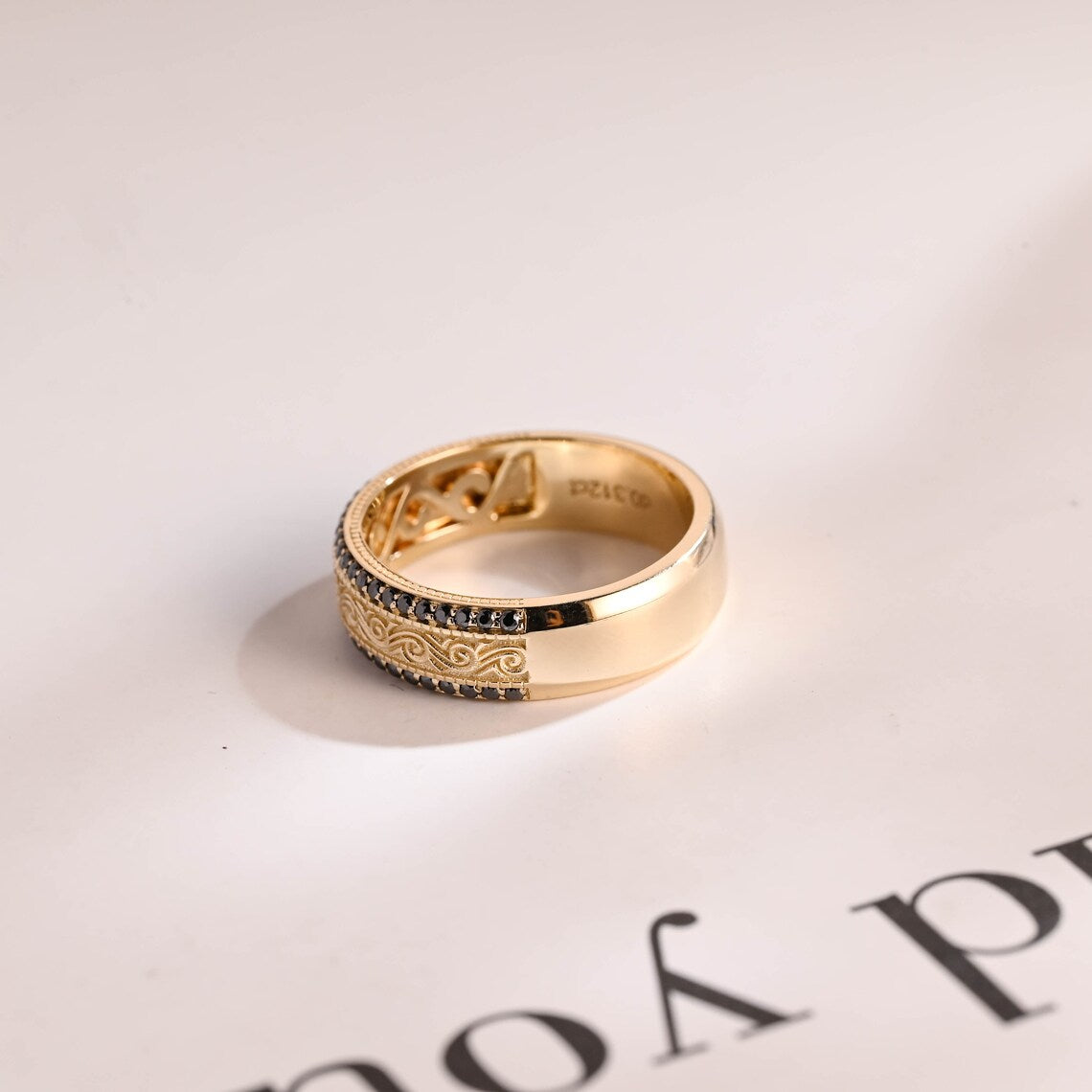 Women’s Vintage Band