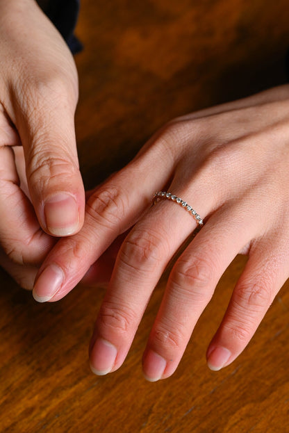Fine jewelry gold band