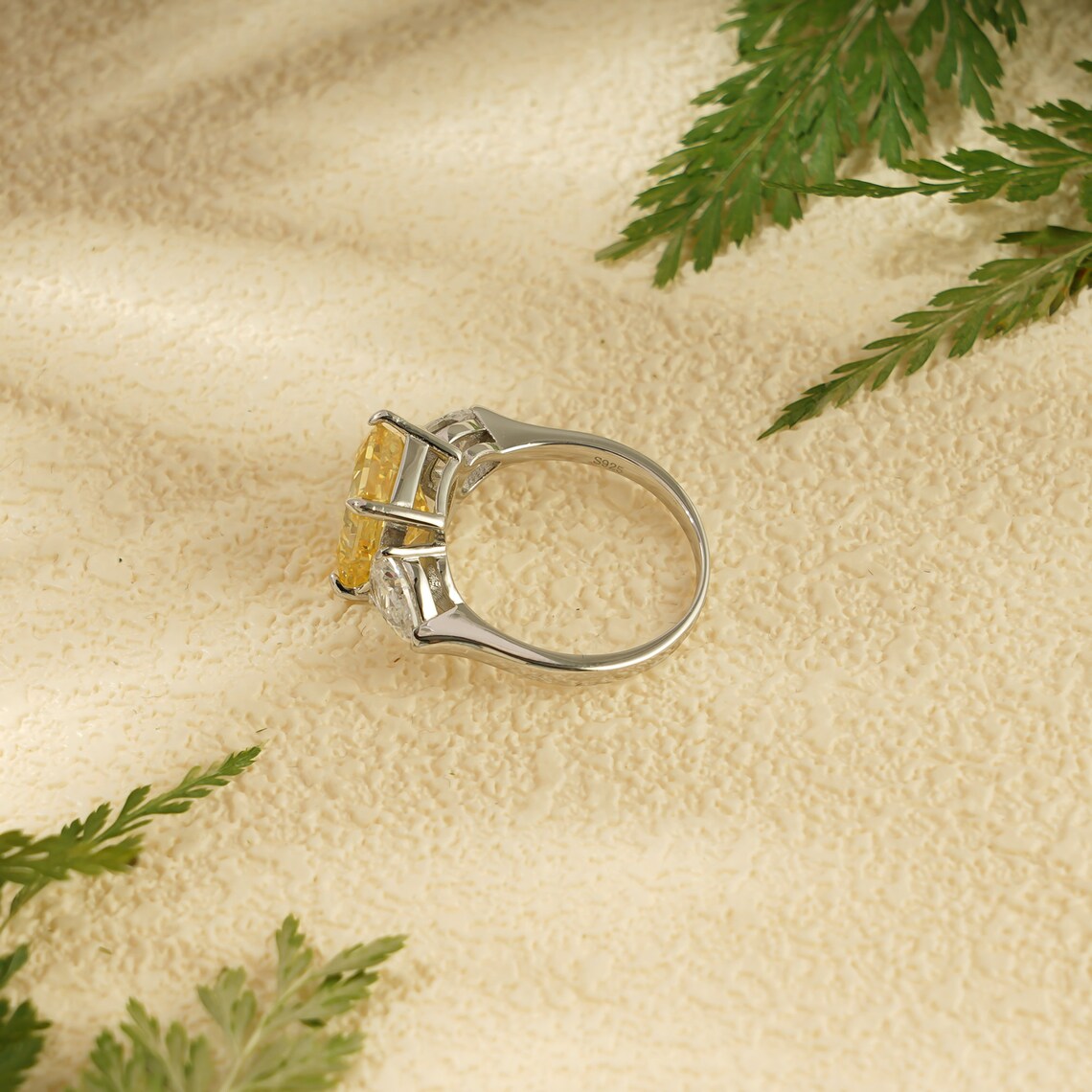 Anniversary gift ring