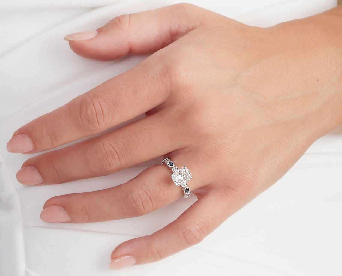 Cushion cut diamond ring