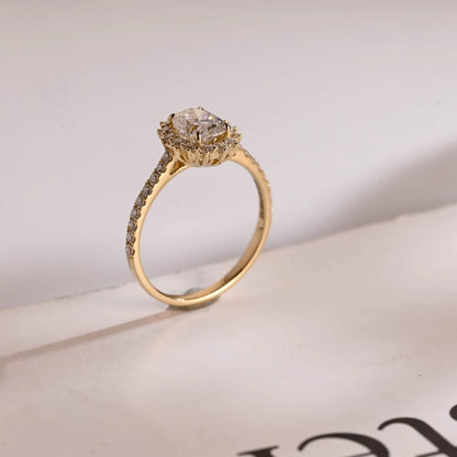 modern gold ring