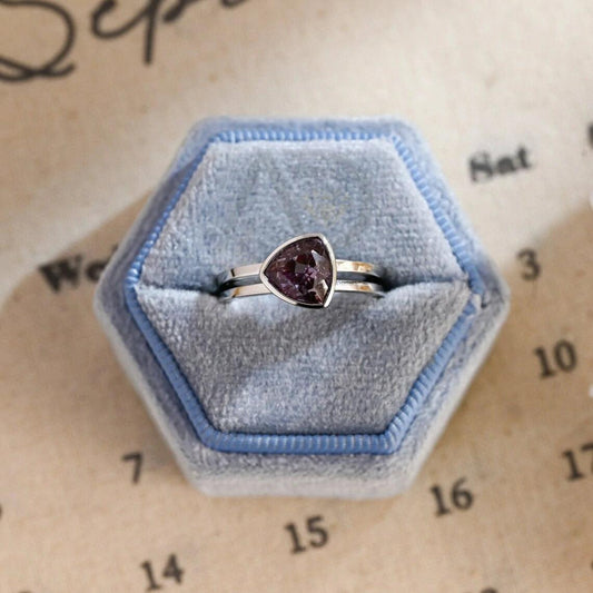 Split shank trilliant cut solitaire alexandrite engagement ring, Split shank real solid gold alexandrite statement ring, Best ring for women, Trilliant cut alexandrite ring, Solitaire alexandrite ring, Split shank engagement ring, Solid gold statement ring.