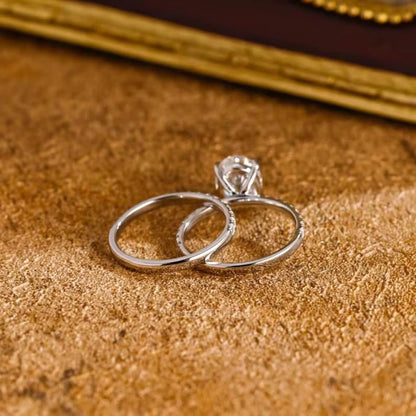 Straight shank solitaire ring