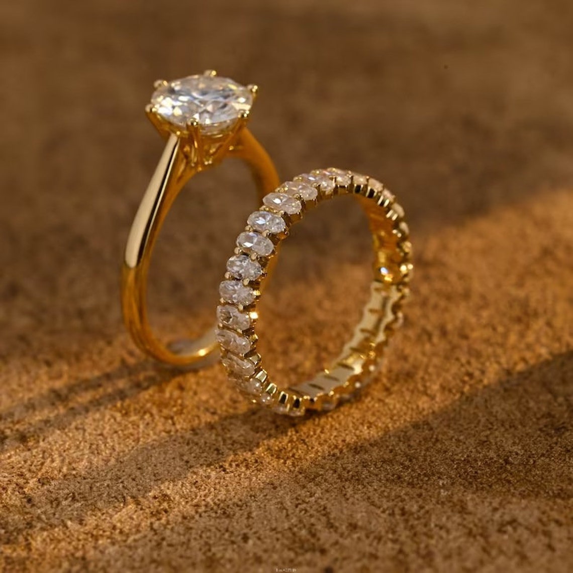 Cathedral shank solitaire ring