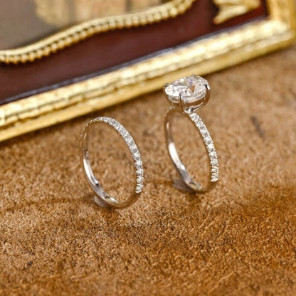 Oval cut moissanite ring