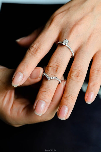 Promise ring set for her