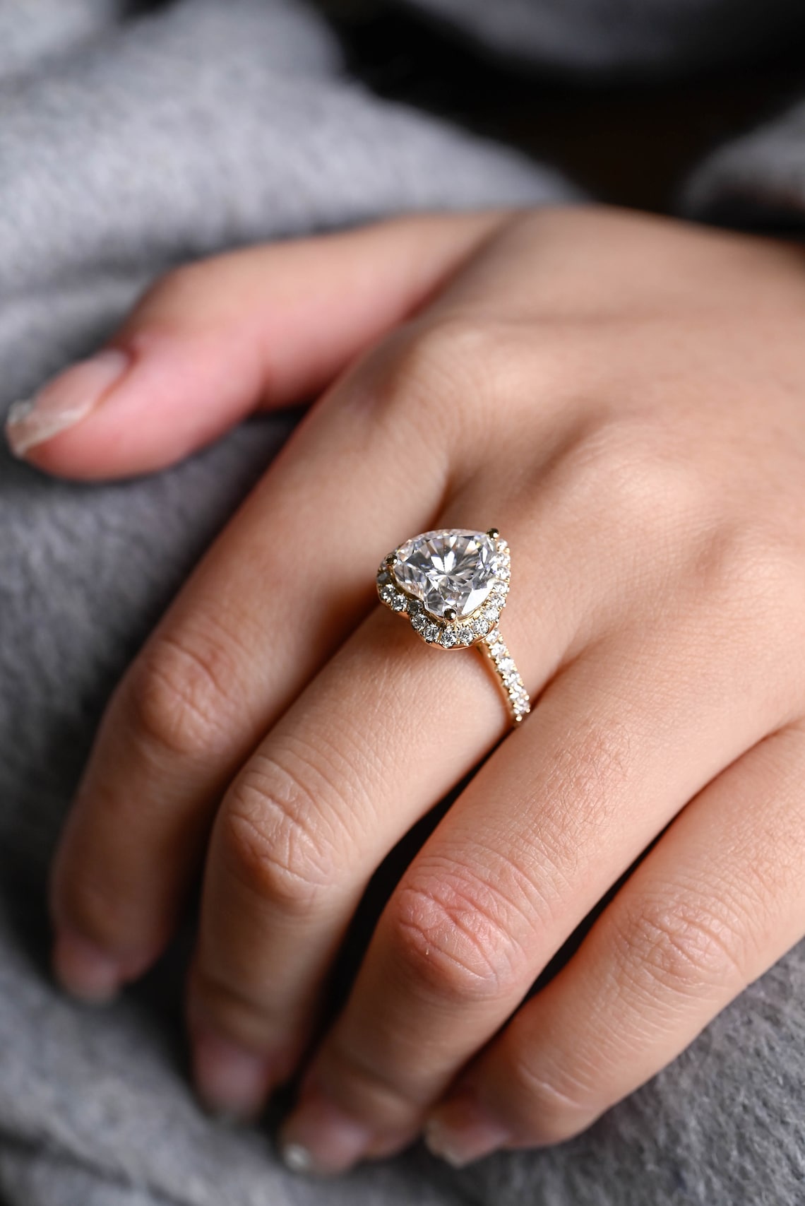 Bridal wedding ring 