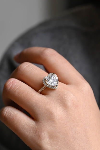 Anniversary gift ring