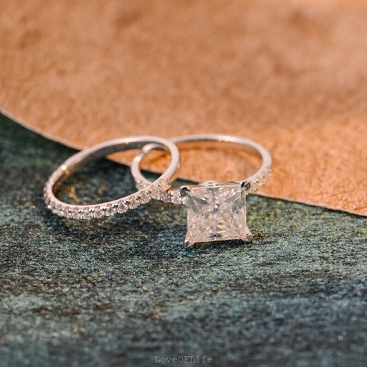 Bridal moissanite ring set