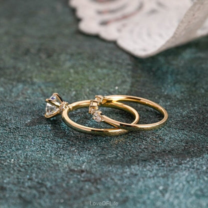 Women’s engagement ring set