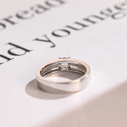 Unisex engagement band