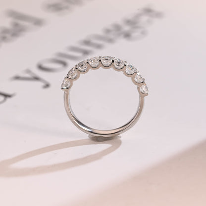 Half eternity band ring