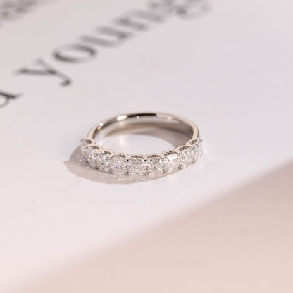 Asscher cut moissanite band