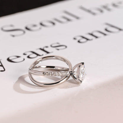 Luxury bridal moissanite ring