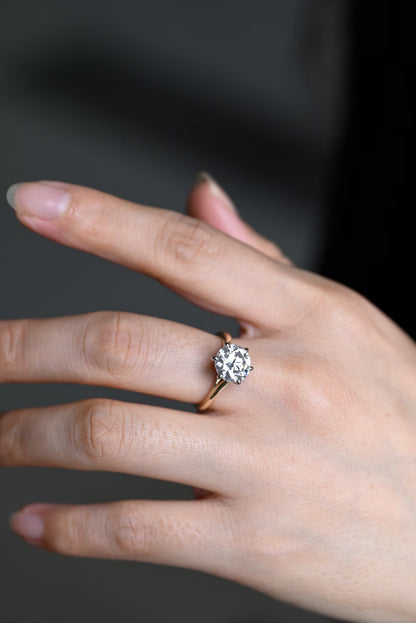 unique anniversary gift ring