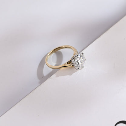 classic solitaire wedding ring