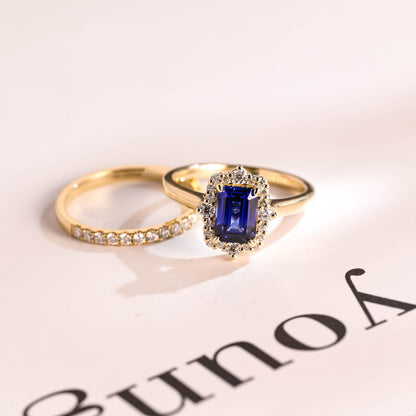 Vintage style engagement ring set