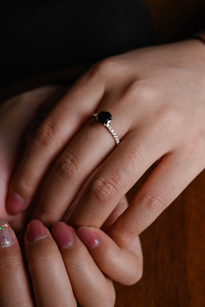 women anniversary ring gift
