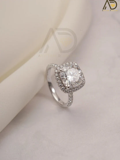 Elegant Engagement Rings
