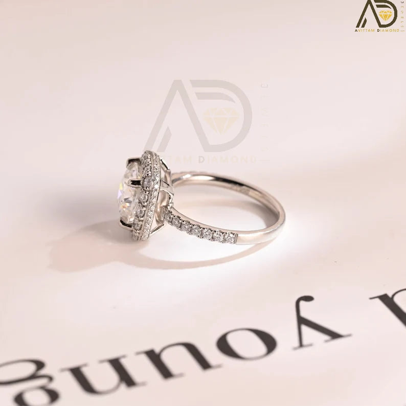 High-Quality Moissanite Rings
