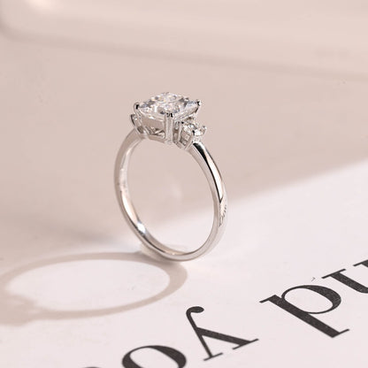 Solid gold moissanite ring