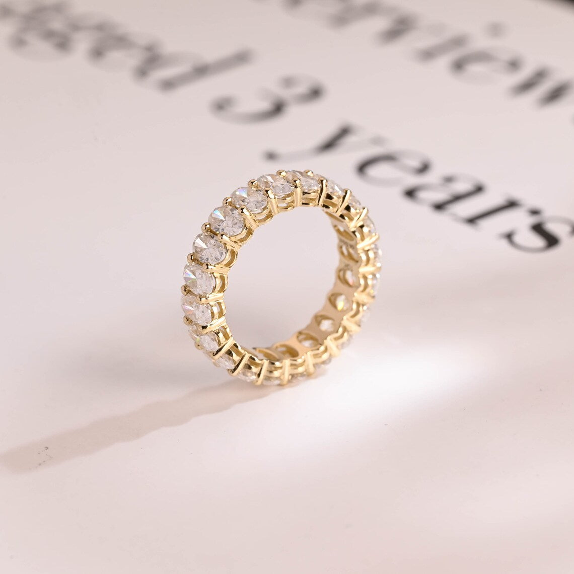 Luxury eternity ring