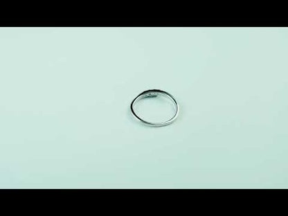 Vintage Curved Band Round Cut Moissanite Diamond Accent Wedding Ring