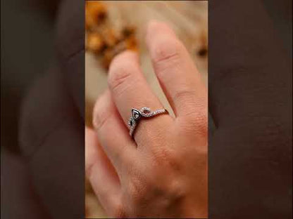 Bezel Pear & Round Moissanite Diamond Vintage Curved Wedding Band