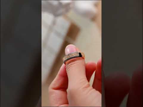 Vintage filigree band featuring Black Round-cut moissanite diamonds in a half eternity pave design. wedding or anniversary ring with timeless antique charm.