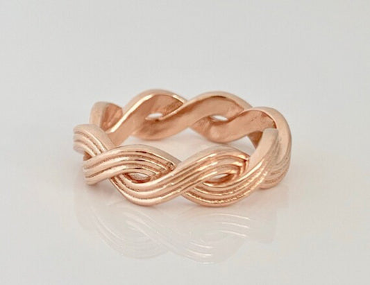 Wax model - 8-10 mm width with a 2.5 mm thickness in the 14k white gold with the silver alloy Ring Size 8.75