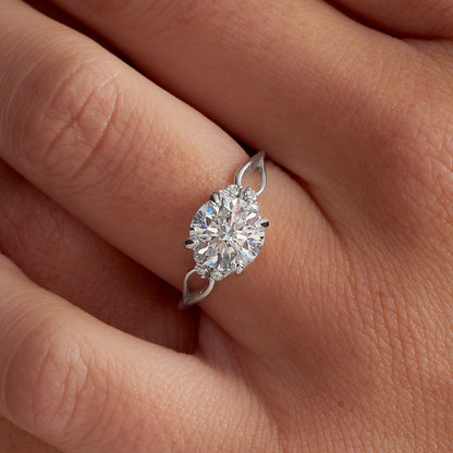 Round cut lab grown diamond ring