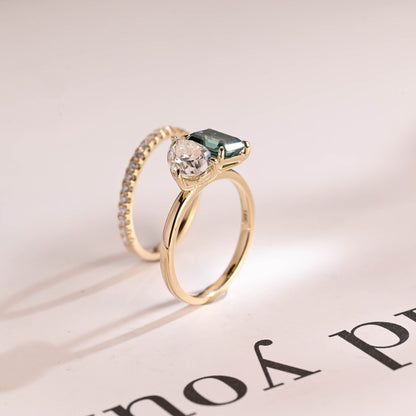 Two stone engagement ring